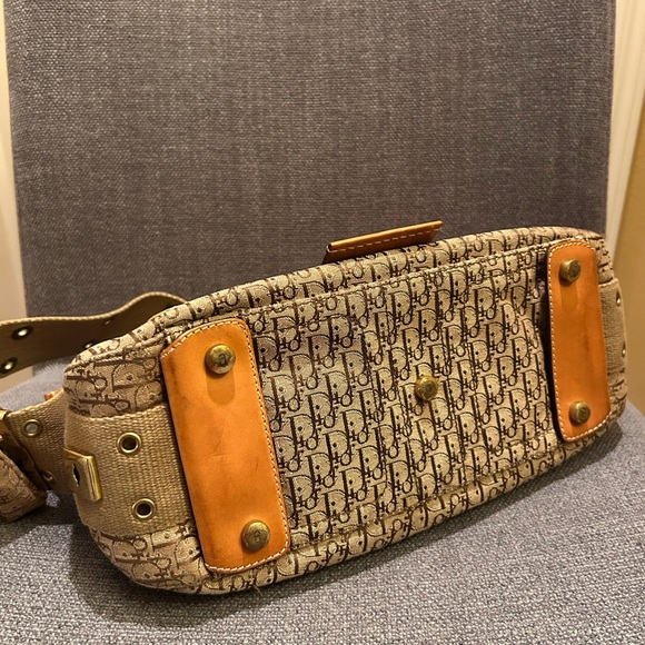 Christian Dior Brown Monogrammed Street Chic Bag Tan Leather pre-owned - Picture 5 of 13